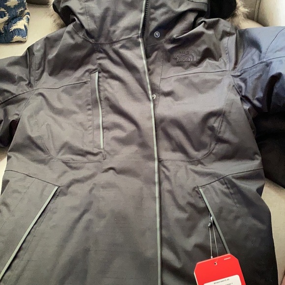 The North Face Crestmont black parka coat XS NWT - Picture 5 of 14